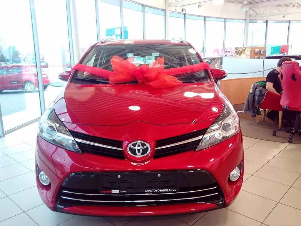 Toyota Verso, ActiveTrend 1.8i, 95 tis, tažné